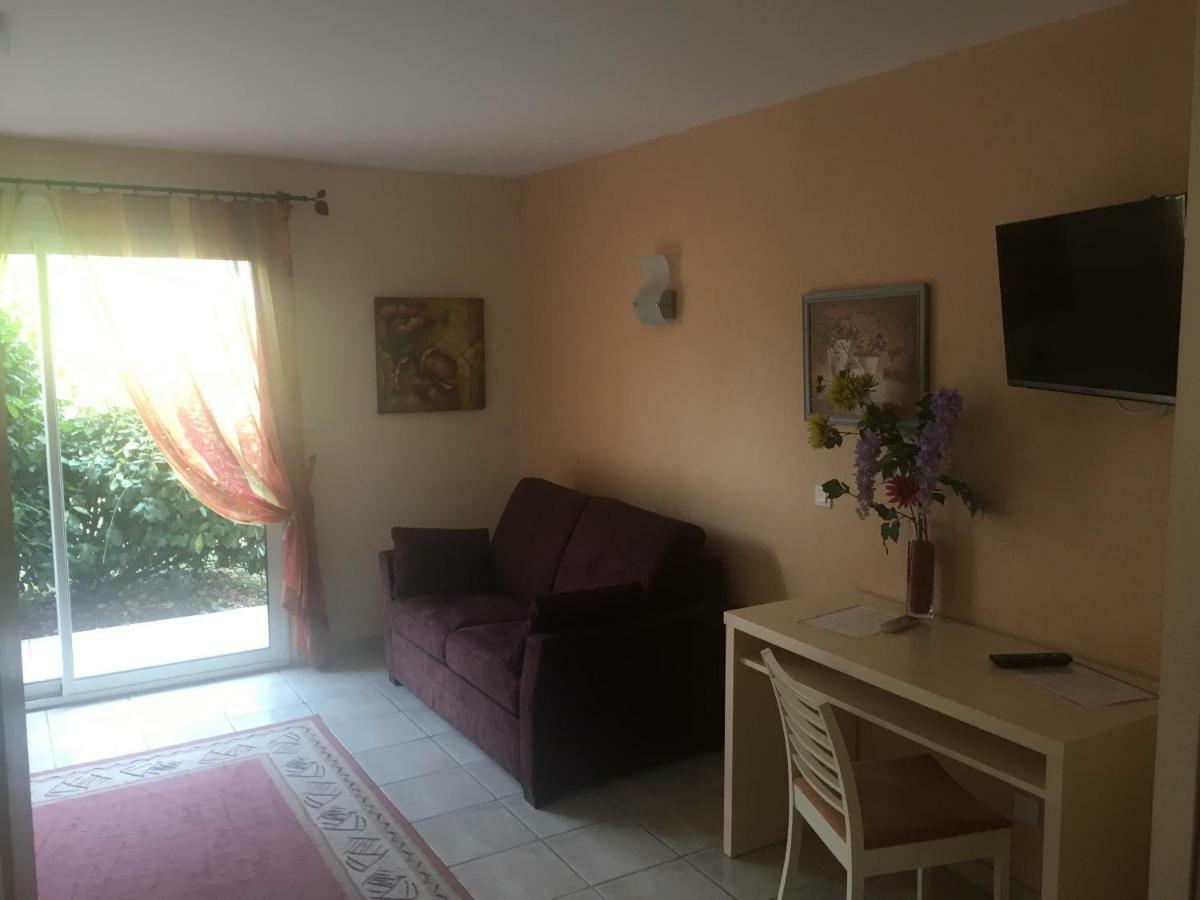 Chambres D'Hotes La Coloniale Varetz Dış mekan fotoğraf