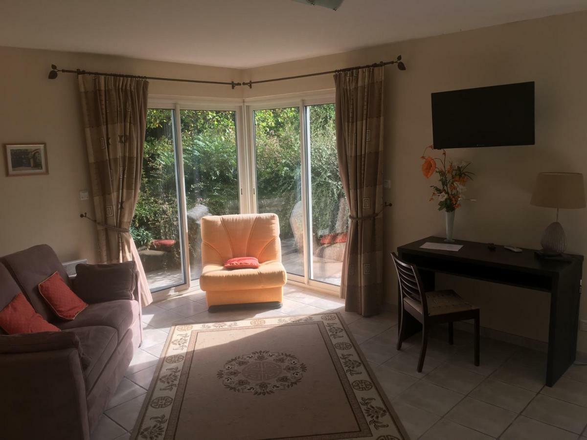 Chambres D'Hotes La Coloniale Varetz Dış mekan fotoğraf